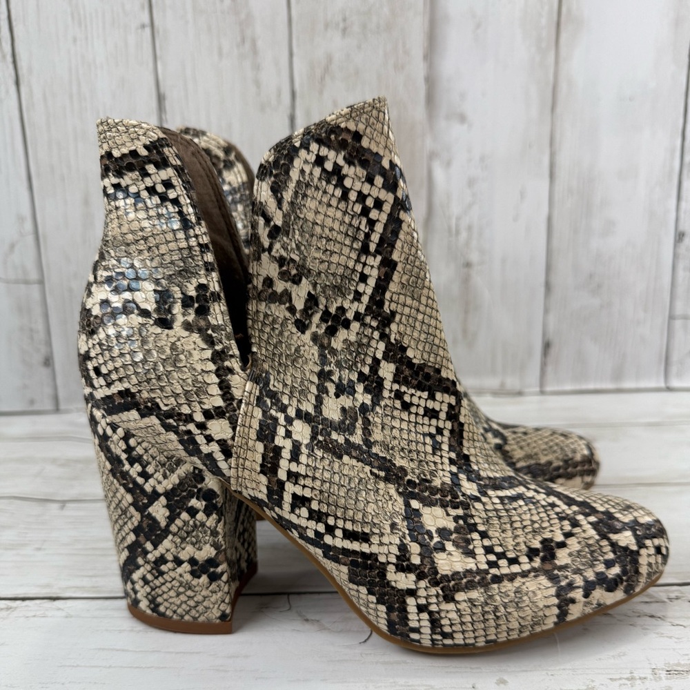 Steve Madden Womens Rookie Heeled Boots Faux Leather Snake Embossed Size 6